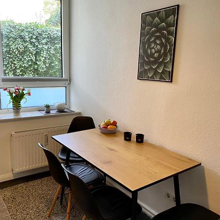 Zentrumsnahe Schoene Altbauwohnung Bis 4 Personen Flensburgo Esterno foto