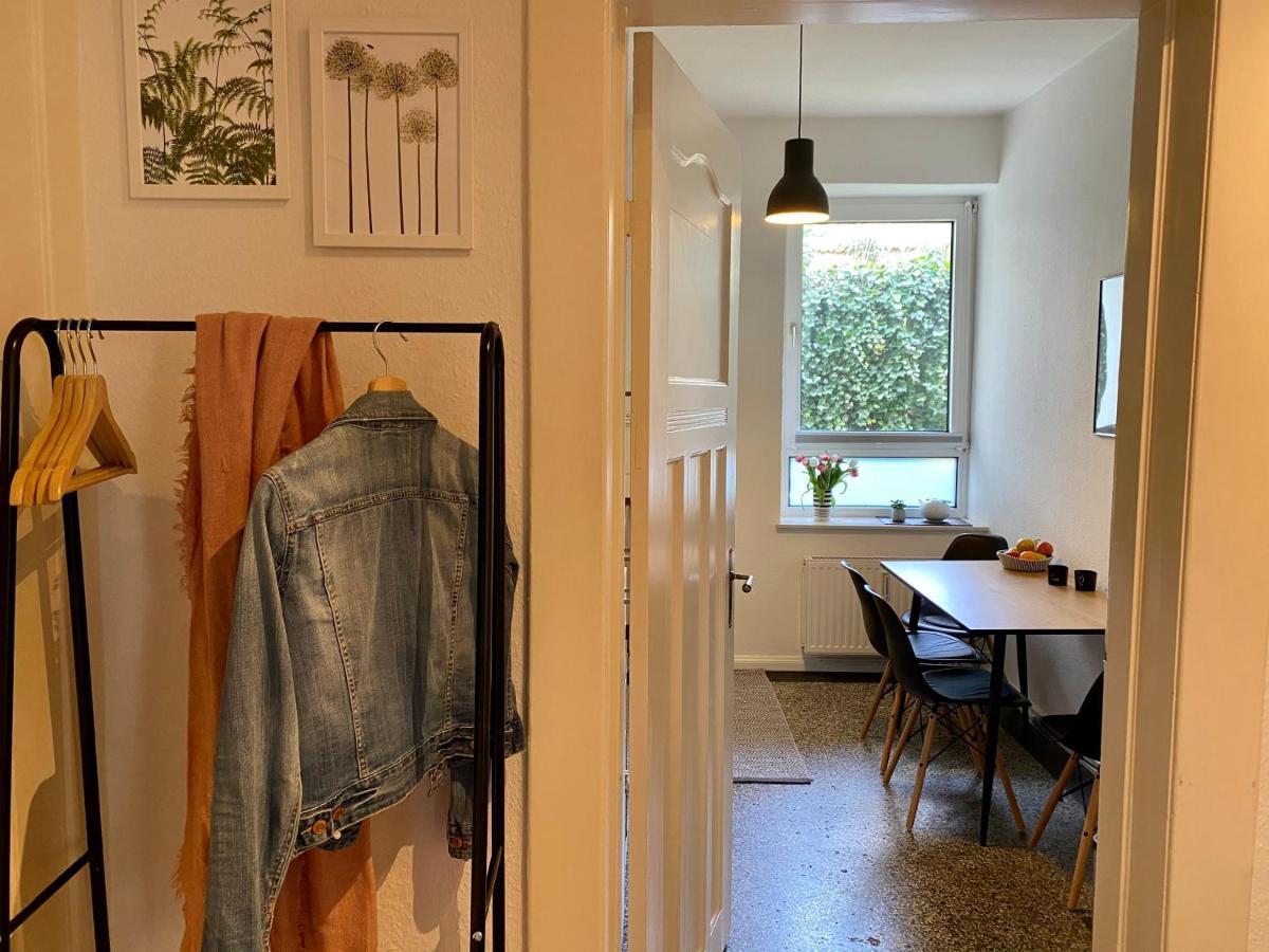 Zentrumsnahe Schoene Altbauwohnung Bis 4 Personen Flensburgo Esterno foto